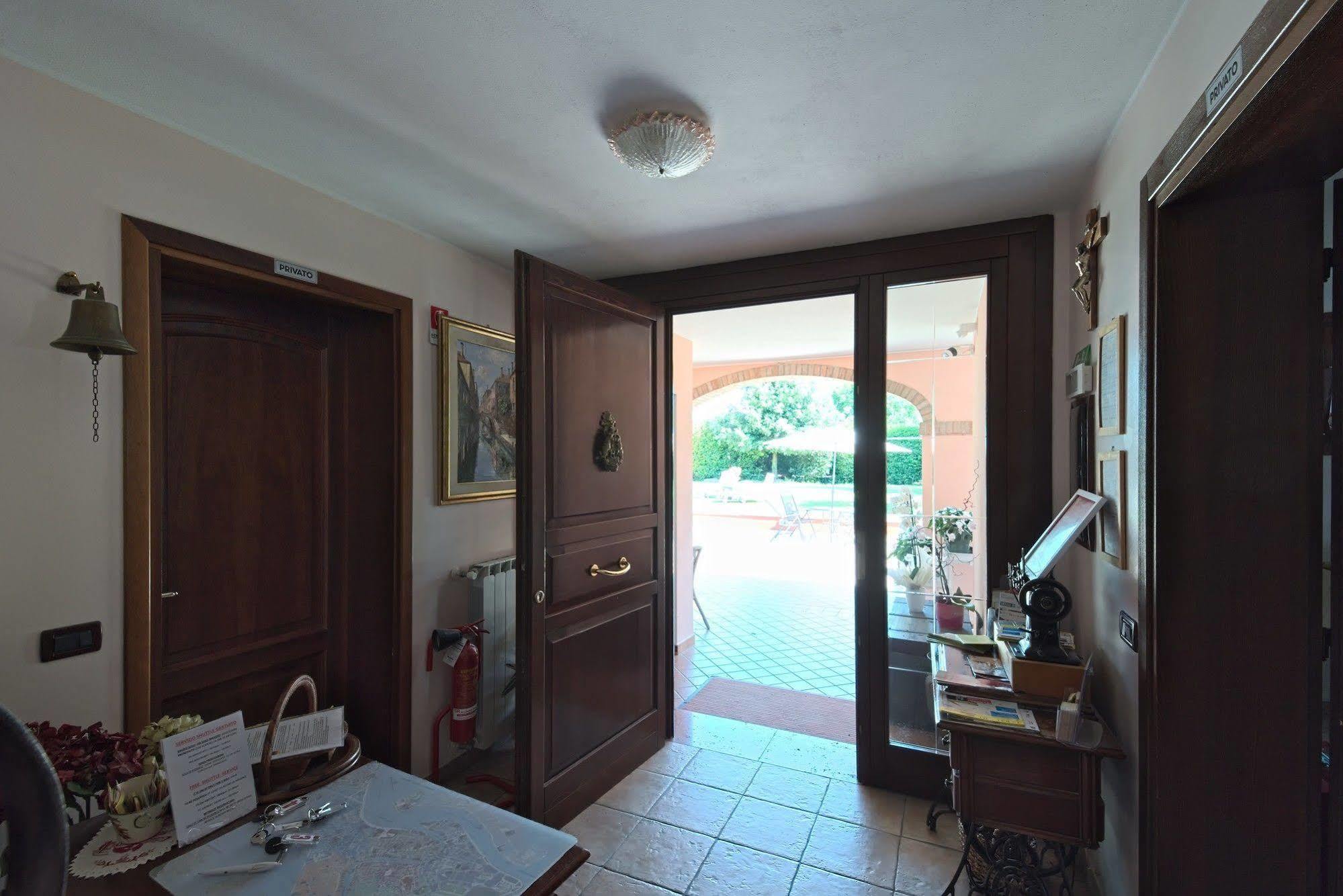 Villa Ai Tigli Venezia Guest House Tessera Kültér fotó